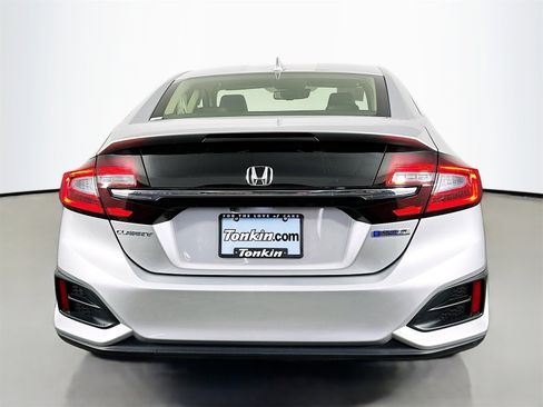 Used 2018 Honda Clarity Plug-In Hybrid image 6