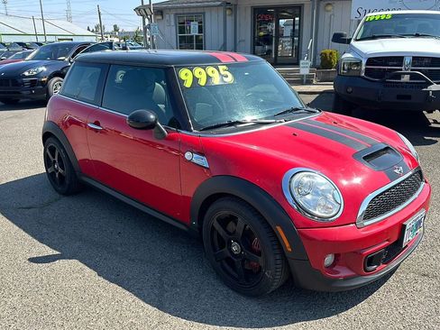 Used 2011 MINI Cooper John Cooper Works image 18