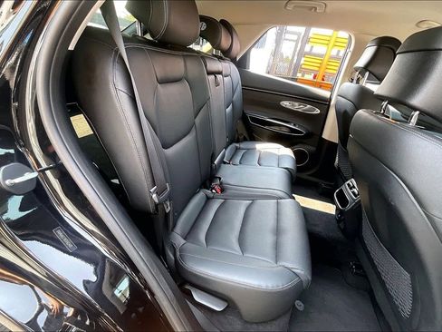 Used 2025 Genesis GV70 2.5T AWD/4WD image 26