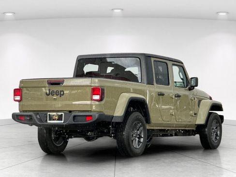 New 2026 Jeep Gladiator Sport AWD/4WD image 6
