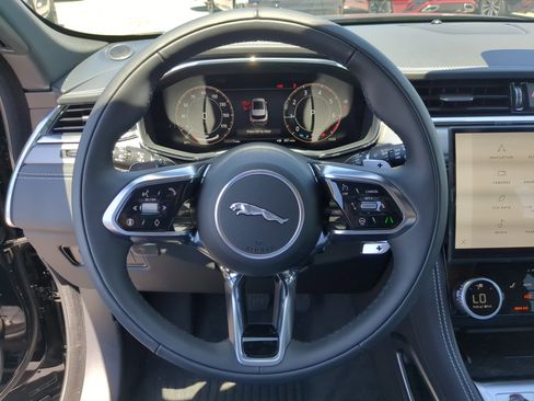 New 2026 Jaguar F-PACE R-Dynamic S image 28