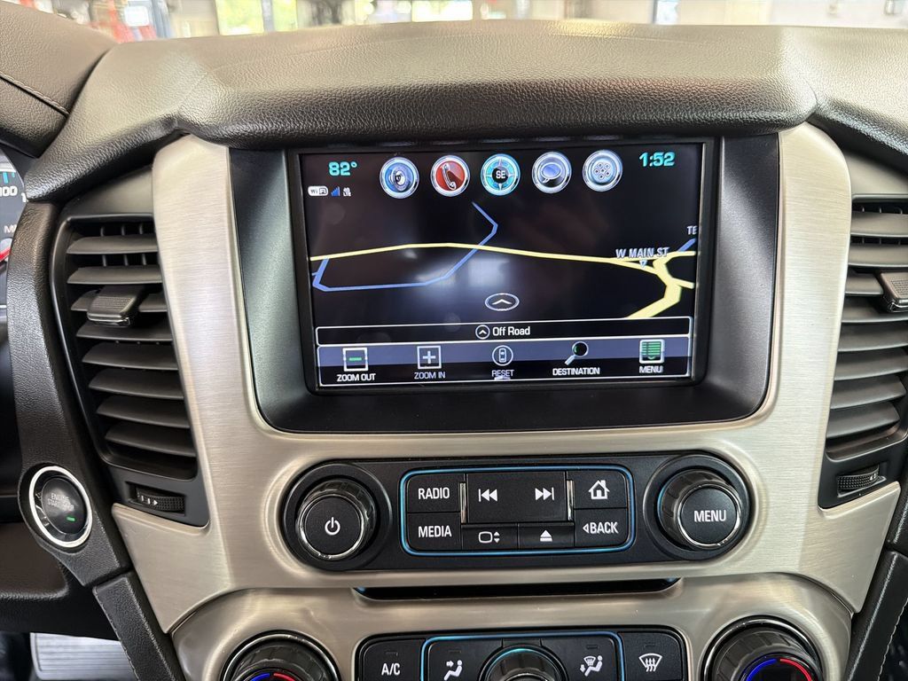 Certified 2020 GMC Yukon Denali w/ Denali Ultimate Package AWD/4WD image 15