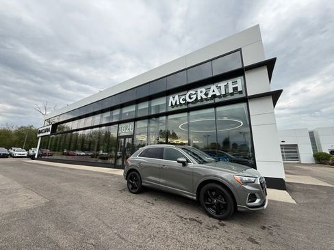 Used 2019 Audi Q3 2.0T Premium AWD/4WD image 1