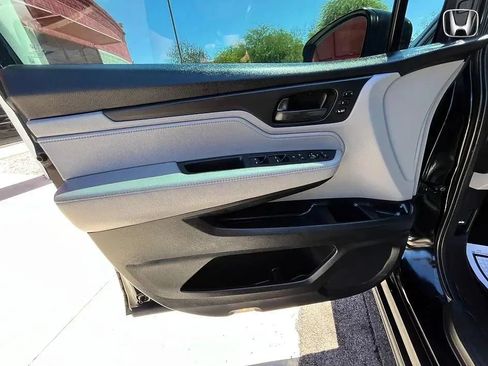 Used 2018 Honda Odyssey EX-L image 10