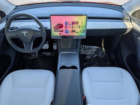 Used 2025 Tesla Model Y Performance image 19