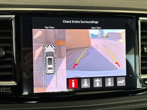 New 2026 Chrysler Pacifica Limited image 18