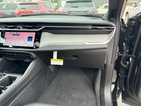 New 2026 Jeep Cherokee Limited AWD/4WD image 28