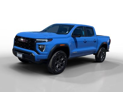 Used 2025 GMC Canyon Elevation w/ Convenience Package
