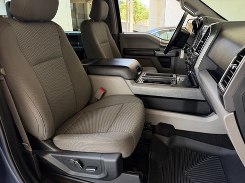 Used 2017 Ford F150 XLT w/ Equipment Group 302A Luxury AWD/4WD image 17
