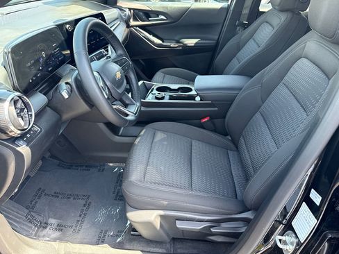 Used 2026 Chevrolet Equinox LT AWD/4WD image 24