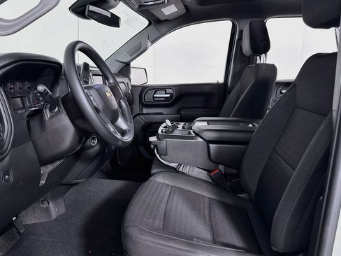 Used 2022 Chevrolet Silverado 1500 Custom AWD/4WD image 9