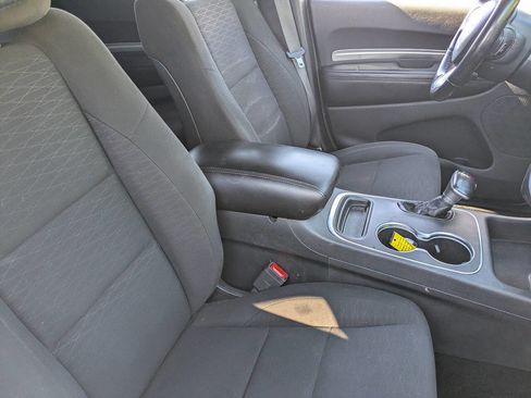 Used 2020 Dodge Durango SXT image 10