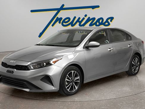 Used 2024 Kia Forte LXS image 5