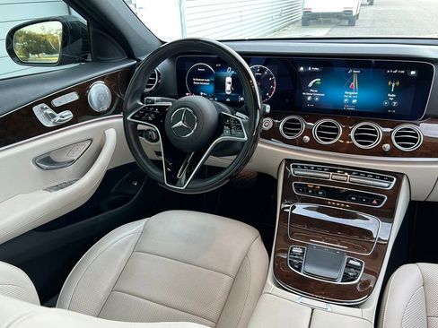Used 2023 Mercedes-Benz E 350 Sedan image 9