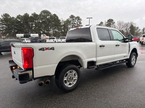 Used 2025 Ford F250 XLT image 7