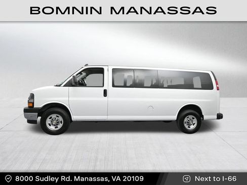 Used 2024 Chevrolet Express 3500 LT w/ LT Preferred Equipment Group RWD image 2