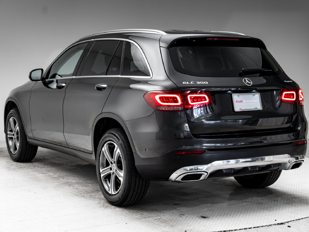 Used 2022 Mercedes-Benz GLC 300 4MATIC image 3