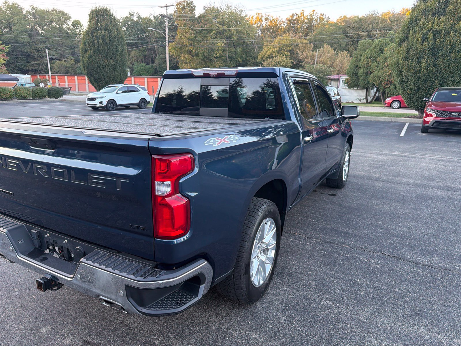 Used 2021 Chevrolet Silverado 1500 LTZ w/ Technology Package AWD/4WD image 5