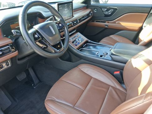 Certified 2022 Lincoln Aviator Reserve w/ Elements Package Plus RWD image 11