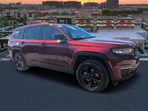 New 2025 Jeep Grand Cherokee L Limited w/ Black Appearance Package AWD/4WD image 1