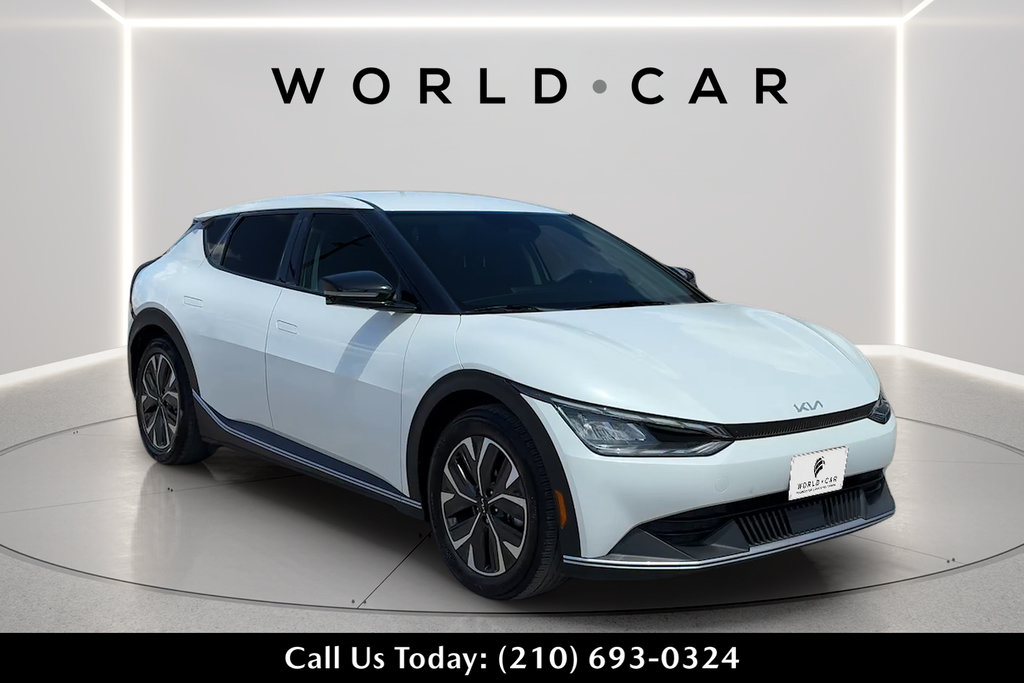 Used 2024 Kia EV6 Light RWD image 1