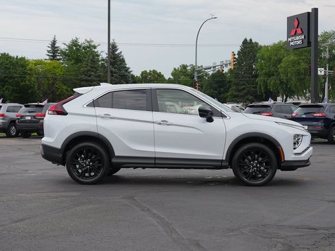 New 2026 Mitsubishi Eclipse Cross LE AWD/4WD image 2