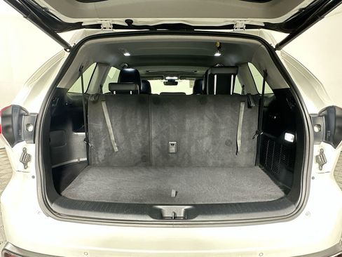 Used 2017 Toyota Highlander Limited image 27