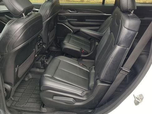 Used 2021 Jeep Grand Cherokee L Limited image 34