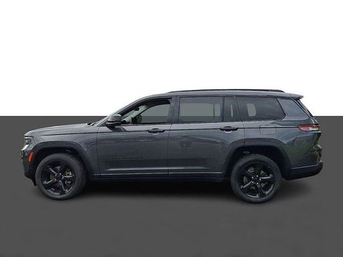 Used 2022 Jeep Grand Cherokee L Limited w/ Black Appearance Package AWD/4WD image 4