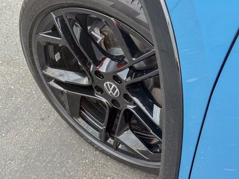 New 2026 Volkswagen Tiguan SE R-Line image 11