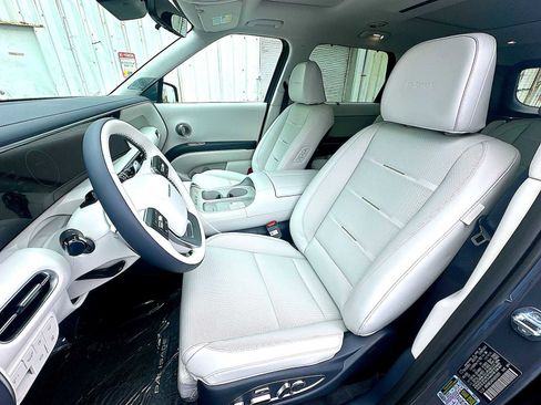 New 2026 Hyundai Palisade Calligraphy image 13