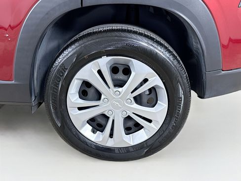 Used 2024 Chevrolet Trax LS FWD image 32