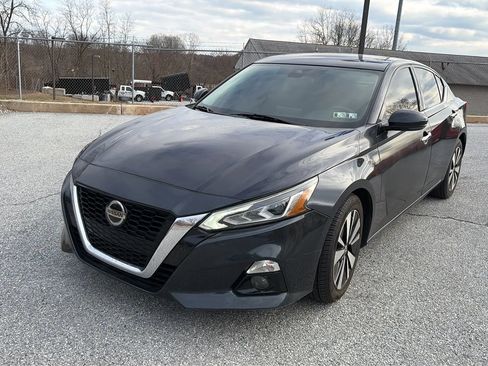 Used 2020 Nissan Altima 2.5 SV image 15