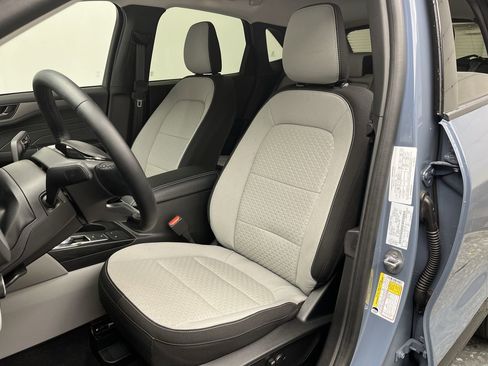 Used 2023 Ford Escape Active image 9