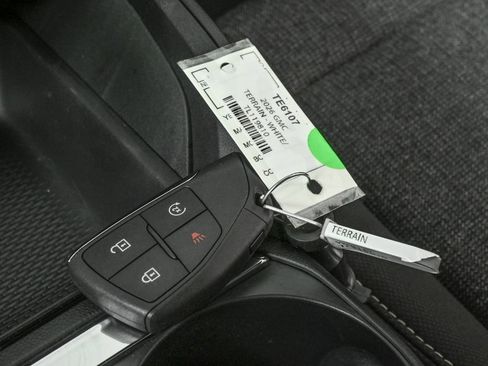 New 2026 GMC Terrain Elevation image 14