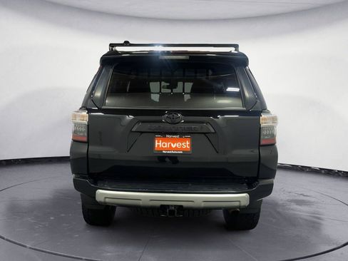 Used 2022 Toyota 4Runner TRD Off-Road AWD/4WD image 8