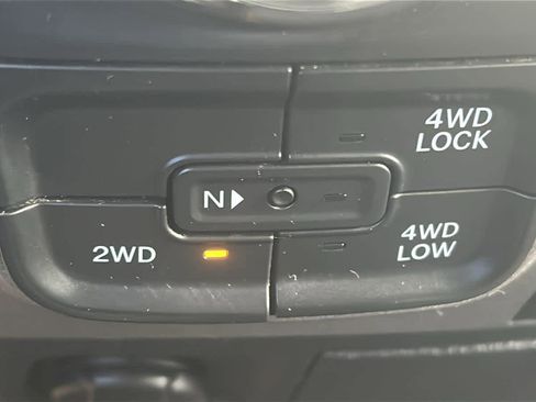 Used 2016 RAM 1500 Express image 26