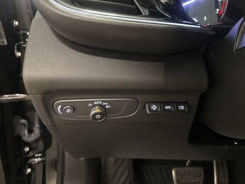 Used 2023 Buick Envision Essence w/ Technology Package I image 21