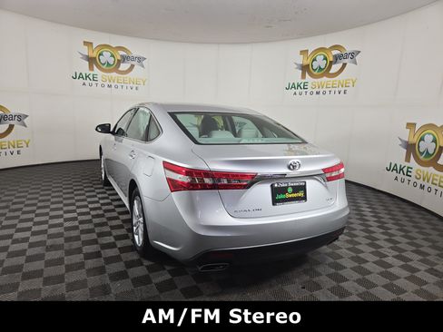 Used 2013 Toyota Avalon XLE FWD image 6