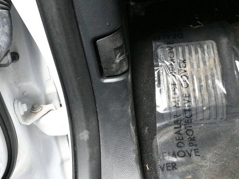 Used 2023 Ford F150 Lariat AWD/4WD image 28
