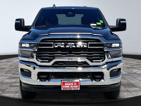 Certified 2026 RAM 2500 Big Horn AWD/4WD image 28