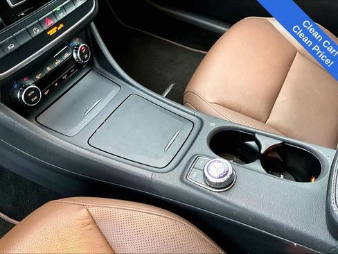 Used 2015 Mercedes-Benz GLA 250 4MATIC image 18