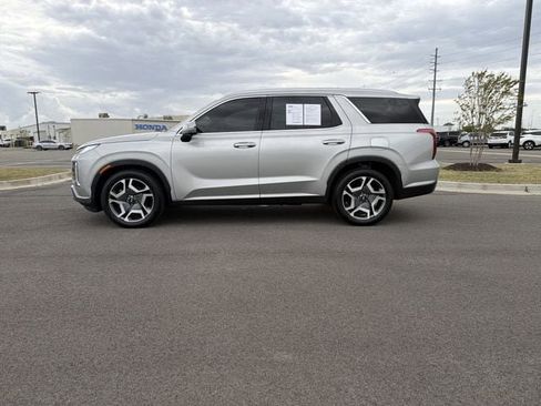 Used 2025 Hyundai Palisade SEL image 2