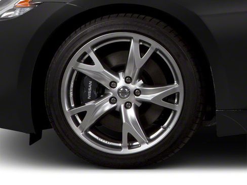 Used 2010 Nissan 370Z Coupe w/ Sport Pkg RWD image 15