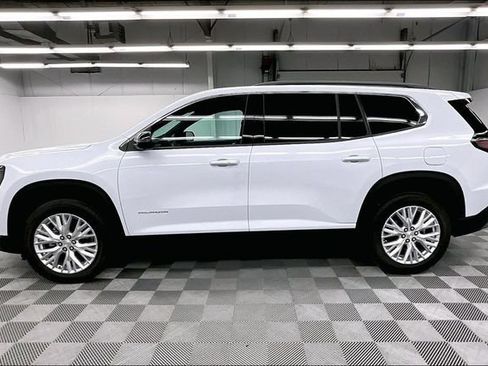 Used 2026 GMC Acadia Elevation w/ Elevation Premium Package AWD/4WD image 14