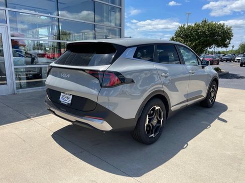 New 2026 Kia Sportage EX FWD image 5