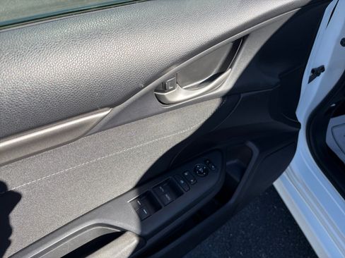 Used 2017 Honda Civic EX image 13