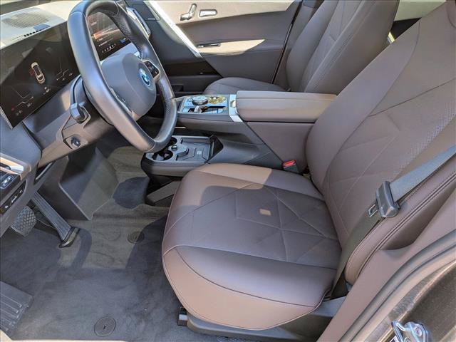 Certified 2024 BMW iX xDrive50 AWD/4WD image 17