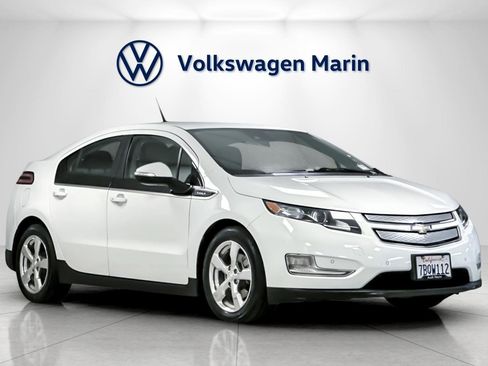 Used 2013 Chevrolet Volt Premium w/ Premium Trim Package image 7