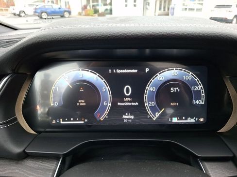 New 2025 Jeep Grand Cherokee Limited w/ Black Appearance Package image 16